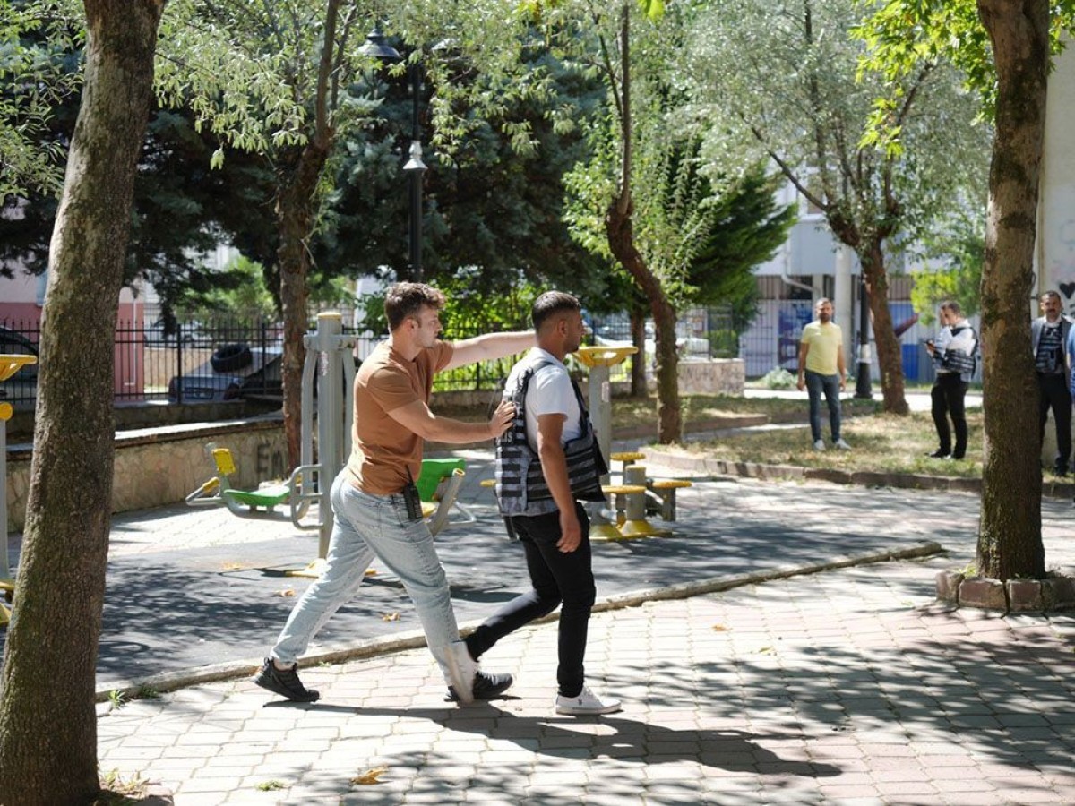 Silahlı saldırganın ikna çabaları devam ediyor