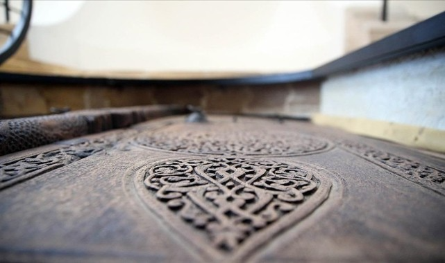 Kastamonu’da 666 yıllık el işlemeli kapısı dikkat çekiyor
