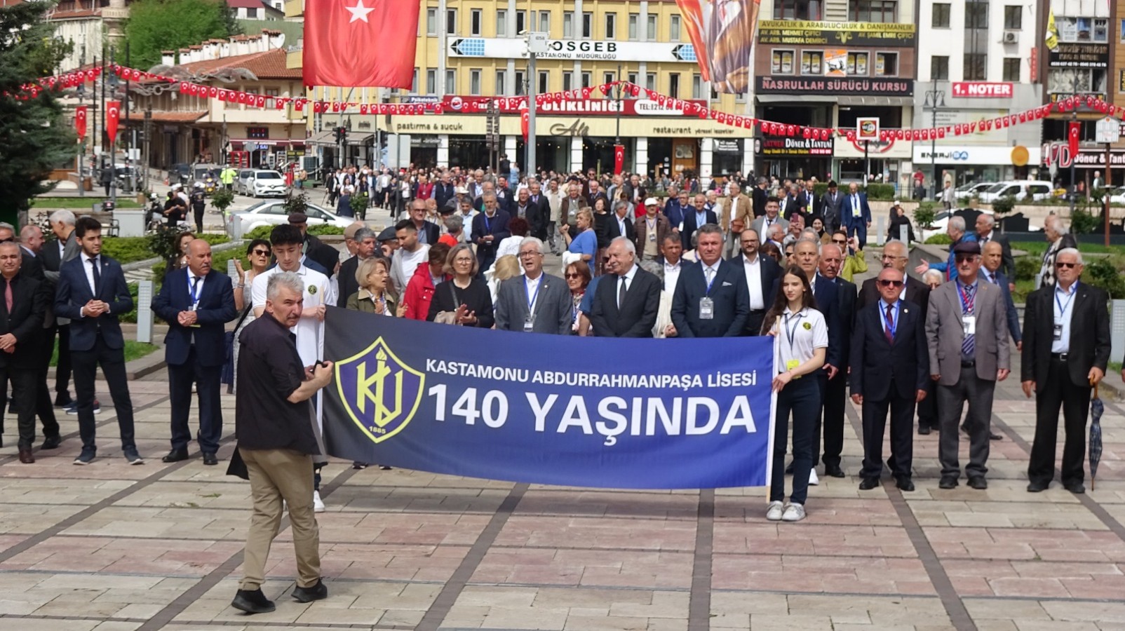 Kastamonu sokakları APL marşıyla inledi!;