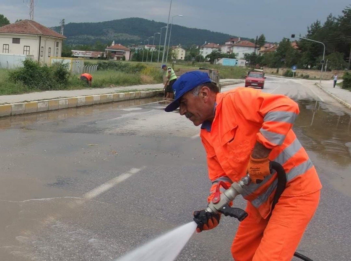 Belediye personeli hayatını kaybetti