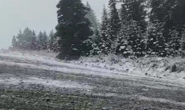 Kastamonu’ya Mayıs ortasında kar sürprizi  