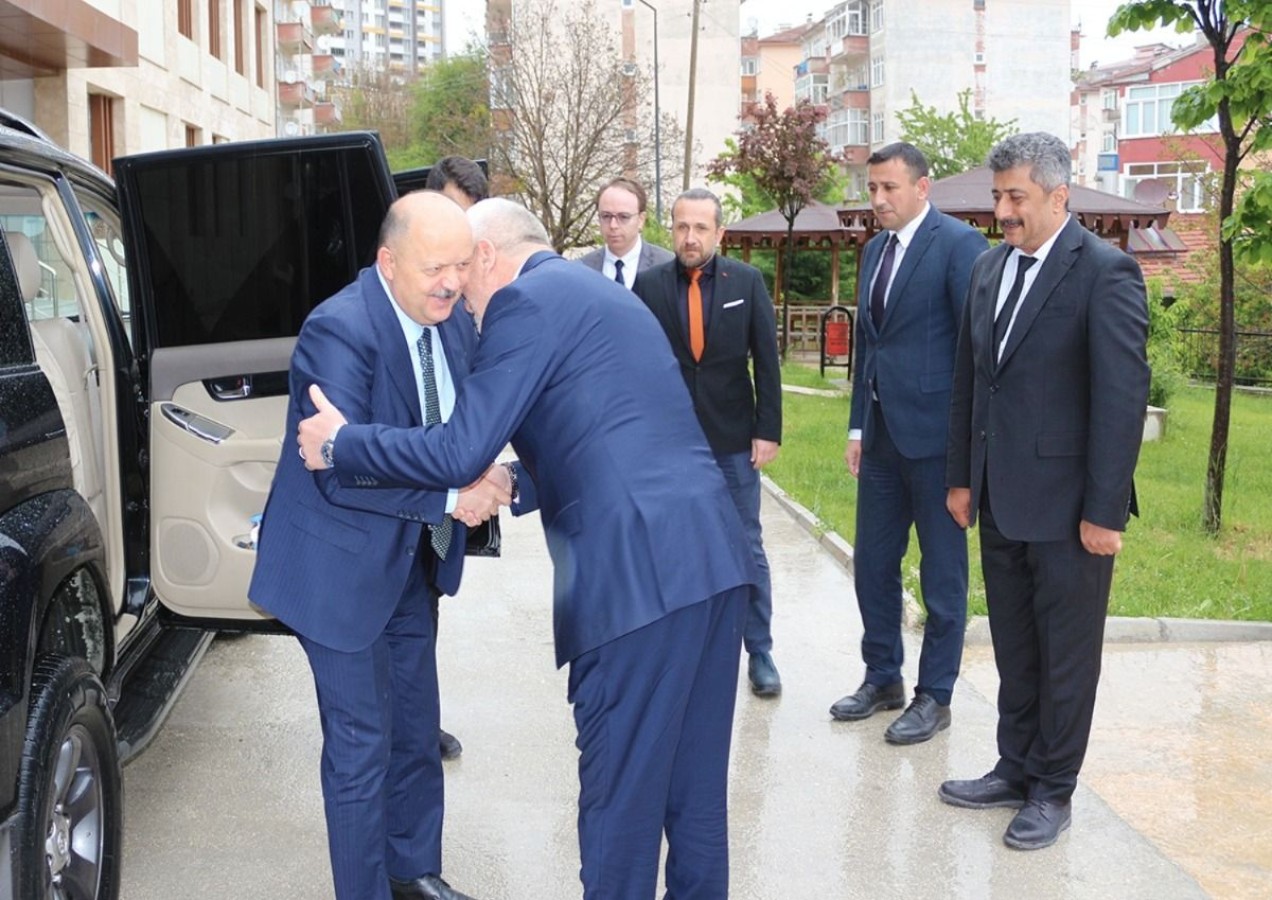 Kastamonu’nun yeni İl Müdürü’ne Vali Dallı’dan ziyaret;