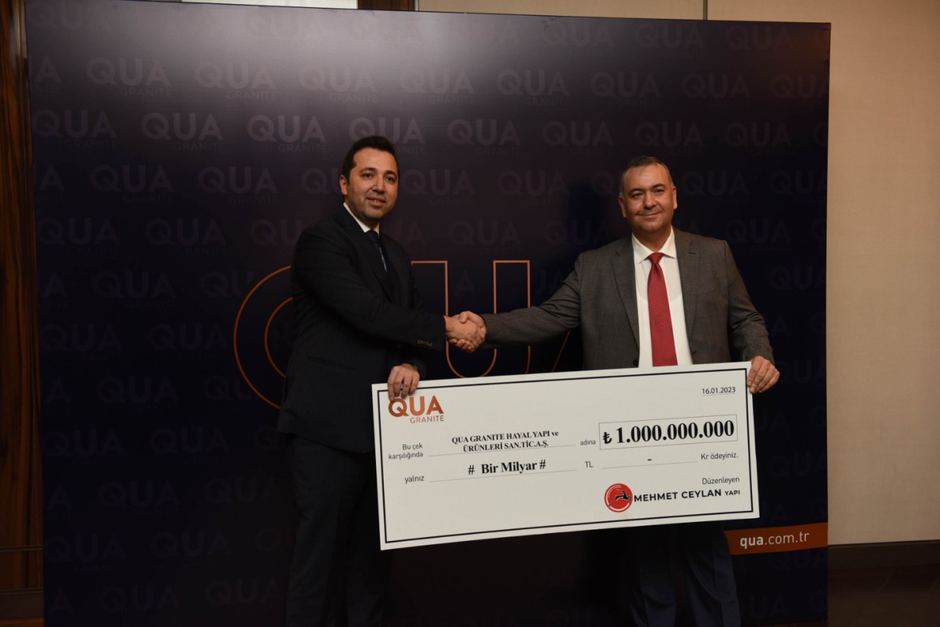 QUA Granite ile Mehmet Ceylan Yapı rekor satışa imza attı;