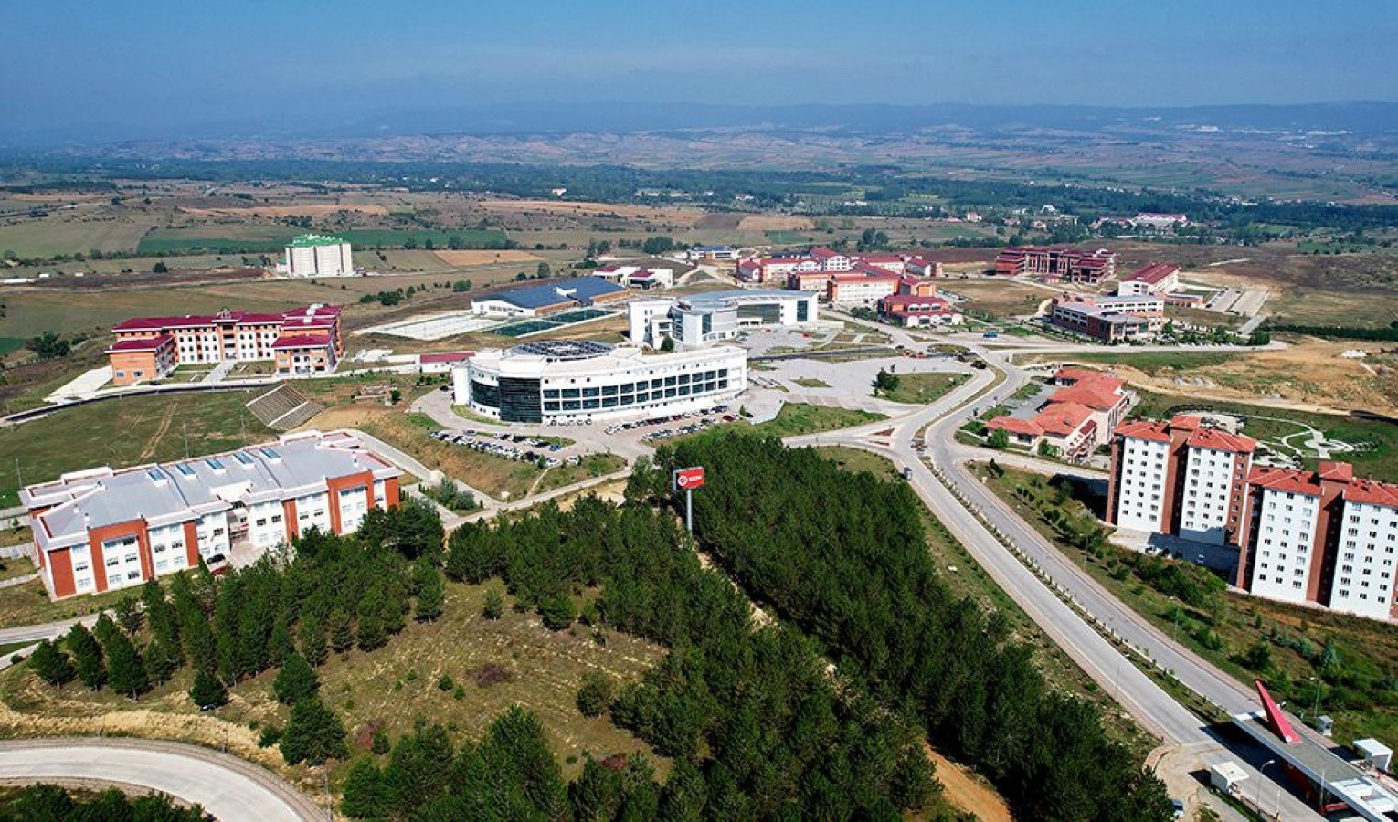 Kastamonu Üniversitesi, 18 basamak birden yükseldi  